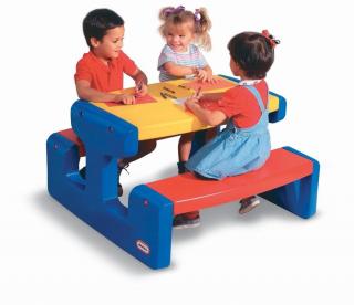 Masuta Little Tikes mare pentru picnic