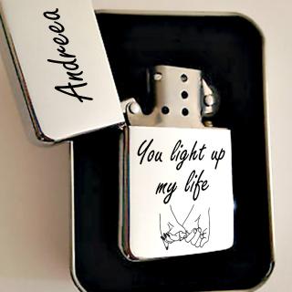 Bricheta personalizata cu nume si text   You light up my life