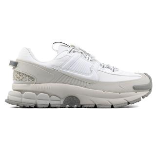 ,  Nike Zoom Vomero Roam