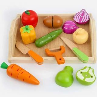Set tavita fructe si legume din lemn tip puzzle cu magnet, cu unelte pentru feliat