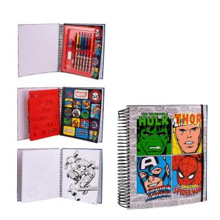 Caiet de activitati Marvel cu pagini de colorat