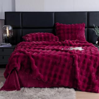 Lenjerie De Pat Pufoasa Blana Artificiala Rabbit - Iepure Luxury Edition - Rosu Zmeura
