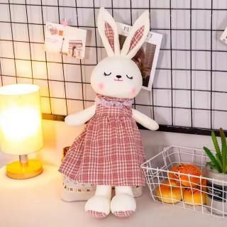 Jucarie de Plus Iepurasul Somnoros cu Rochita Rosie
