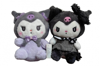 Set 2 Jucarii de Plus Papusa Japoneza Kuromi Sanrio din Seria Hello Kitty 20 cm