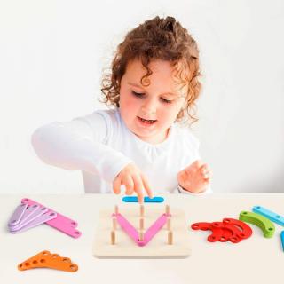 Sortator Pegboard din lemn Montessori