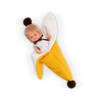 Papusa Bomboncin Cu Caciulita Si Paturica Banana 20cm