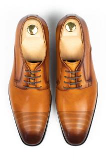 Pantofi piele barbati cu striatii cognac Derby