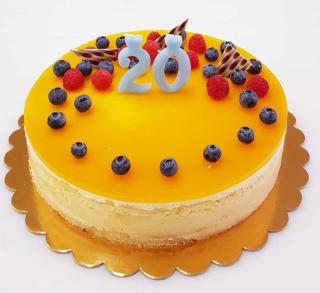 Cheesecake exotic cu jeleu mango