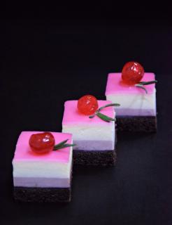 Lilly Rose - zmeura, visine si mascarpone