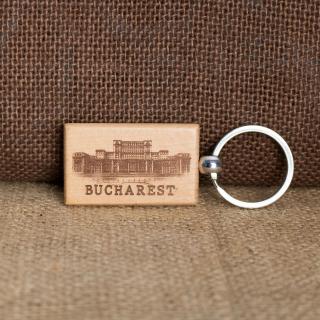 Breloc din lemn, suvenir, gravat, Palatul Parlamentului Bucuresti