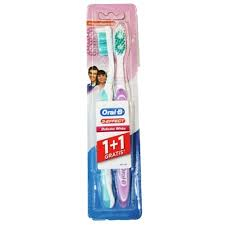 Oral B Periuta De Dinti Medium 3 Effect White 40Med 2 Set