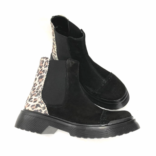 Ghete dama din piele intoarsa Black Fabiola animal print