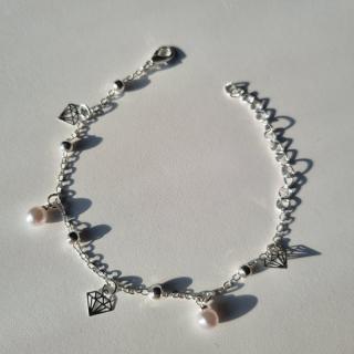 Bratara argintie cu charm diamnat
