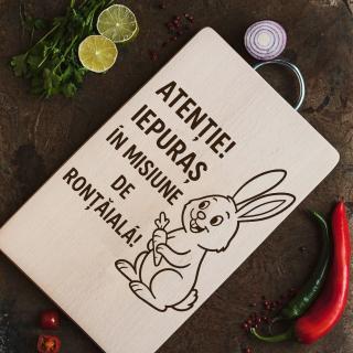Tocator personalizat , zAtentie! Iepuras in misiune de rontaiala!