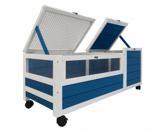 Cusca din lemn pentru broaste testoase si reptile, BUNTZ, cu acoperis rabatabil, roti si compartiment de cuibarit, 2 tavi detasabile, 99.5 x 33 x 43.5 cm, Albastru-Alb