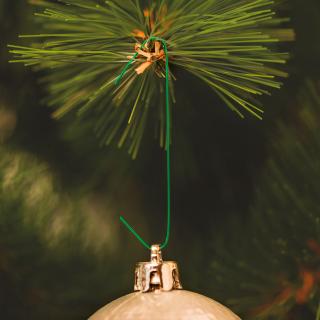 Carlige pt. suspendarea bomboanelor si podoabelor de pom de Craciun - verde inchis - 200 buc. pachet