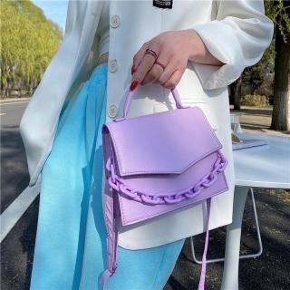 Geanta mica Lila, de Umar din Piele Ecologica, accesorizata cu lant