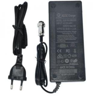 Incarcator 52V pentru Trotineta Electrica ,   Output 58,8V 2Ah cu Mufa GX16 (3 pini)