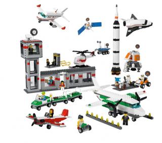LEGO EDUCATION SPACE AND AIRPORT SET