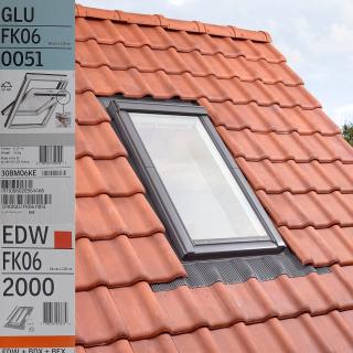 Fereastra VELUX GLU 66X118 0051 + Rama EDW 2000