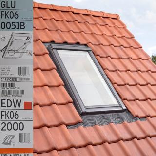 Fereastra VELUX GLU 66X118 0051B + Rama EDW 2000