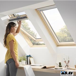Fereastra VELUX GZL 1051 cu rama EDW 1000