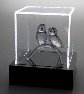 Cub acrilic iluminat LED, Light Cube, pentru prezentare