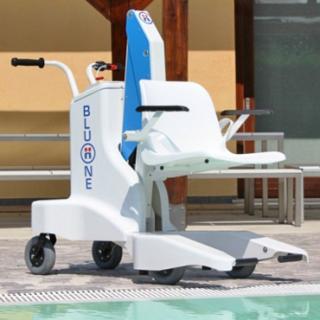 Elevator piscina pentru persoane cu dizabilitati Bluone