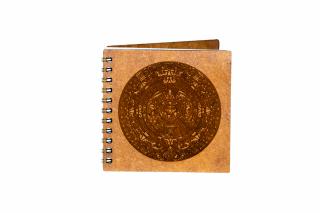 Agenda 10x10 personalizata din lemn calendarul aztec