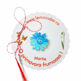 Martisor-brosa cu o margareta turcoaz cu albastru