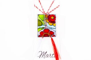 Martisor din sticla pictat manual cu floricica rosie  si contur argintiu