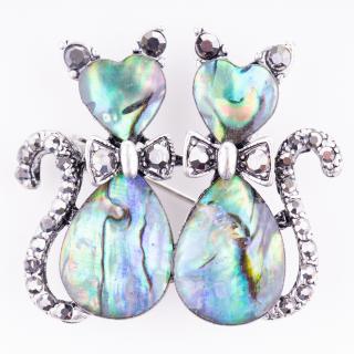 Brosa metalica argintie cu scoica naturala paua shell, pisicute cu pietricele argintii