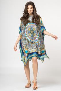 Rochie de plaja tip poncho din matase cu mandala centrala pe fond albastru