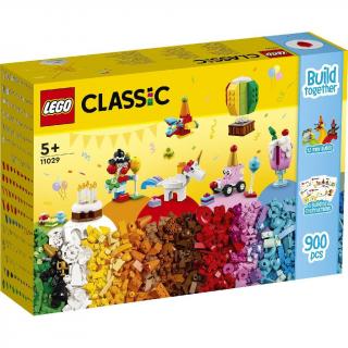 LEGO   Classic - Cutie de petrecere creativa 11029, 900 piese