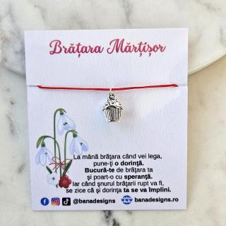 Bratara Martisor cu charm briosa si snur rosu ajustabil