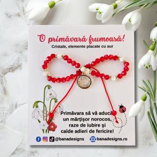 Bratara martisor cu emoticon smiley, cristale rosii si margele texturate placate cu aur de 18K