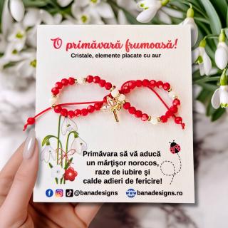 Bratara martisor cu zana, cristale rosii si margele texturate placate cu aur de 18K