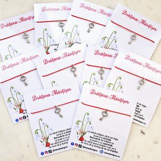 Set 10 Bratari Martisor cu cheita, cu snur rosu ajustabil