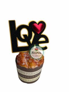 Topper de tort cu Love in triplu strat