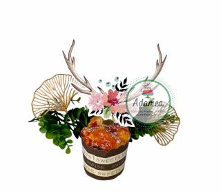 Topper tort cu coarne de ren cu flori de Craciun