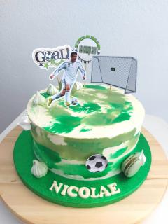 Topper tort cu poarta de fotbal