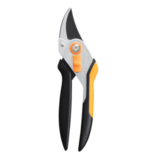 Foarfeca metalica pentru gradina pas cu pas Fiskars Solid (P331)