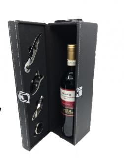 Cutie Vin Black cu 4 Accesorii (fara Sticla de Vin)