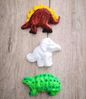 Set figurine de pictat, din ipsos, dinozauri mari