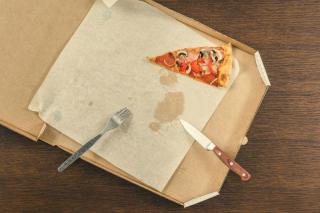 Hartie cerata, hartie pergament, 27 x 27 cm, kraft alb 40 g mp, pentru interior cutii pizza, 1000 coli