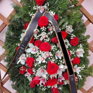 Coroana funerara cu trandafiri si orhideea