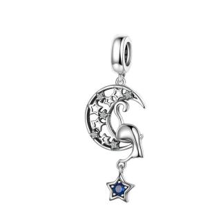 Talisman argint pisicuta jucausa in luna cu steluta albastra