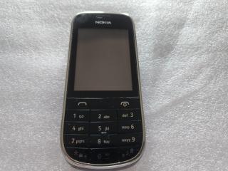 Carcasa pentru Nokia 203 completa folosita