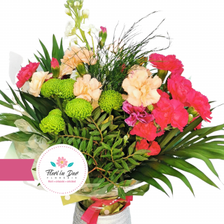 Buchet din mathiola, santina, dianthus, alstroemeria livrare flori Roman