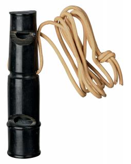 Fluier Din Corn De Bivol, Cu Snur De Piele, 9 cm, 2255t